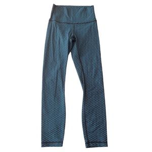 Lululemon Size 4 High Times Pant Score Jacquard Black Indian Ocean 7/8 Length